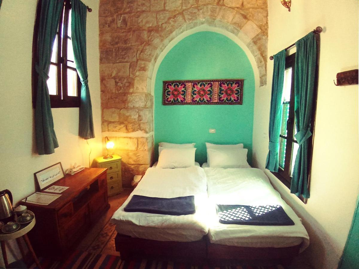 Turquoise Vandrehjem Nablus Eksteriør billede